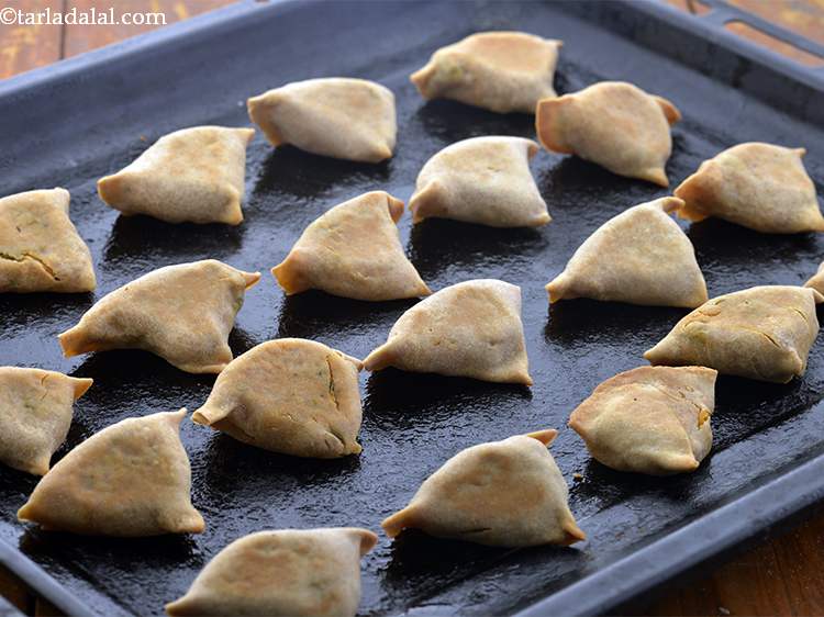 baked samosa recipe, Punjabi baked samosa, Veg healthy Samosa