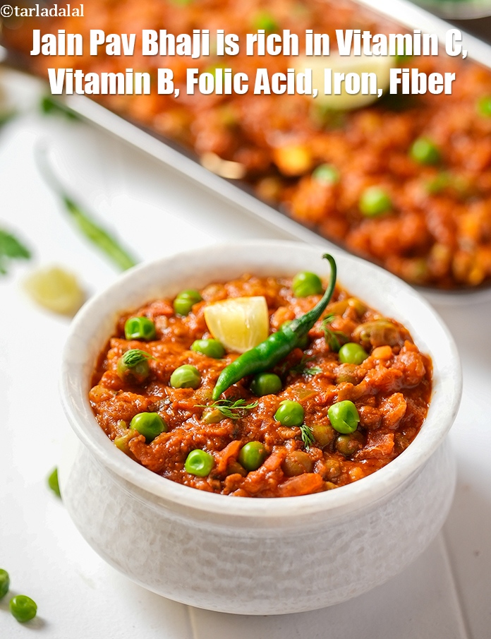 Jain pav bhaji recipe | Jain pav bhaji using raw bananas | no onion ...