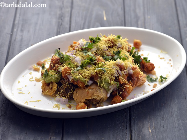 chole samosa chaat recipe | Delhi roadside chole samosa chaat | samosa ...