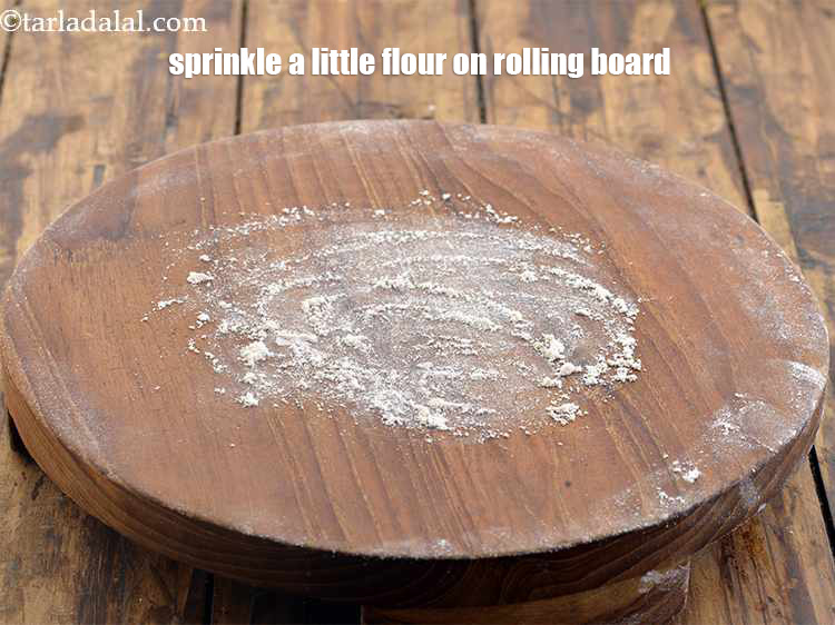 Barkless Round Wood Cutting Board & Serving Tray