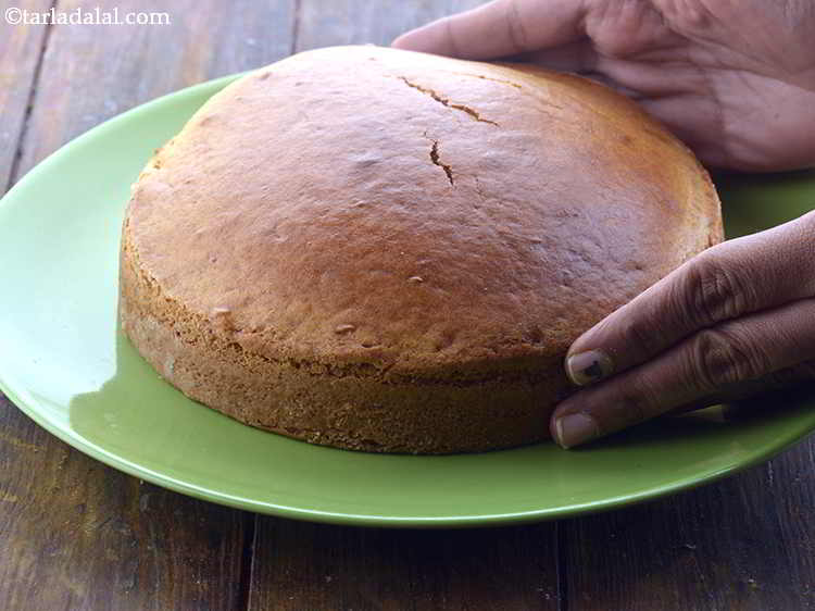 Eggless homemade cake Recipe by Kanishka Tandon - Cookpad