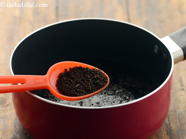 breakfast skillet with herbs - Cardamom and Tea