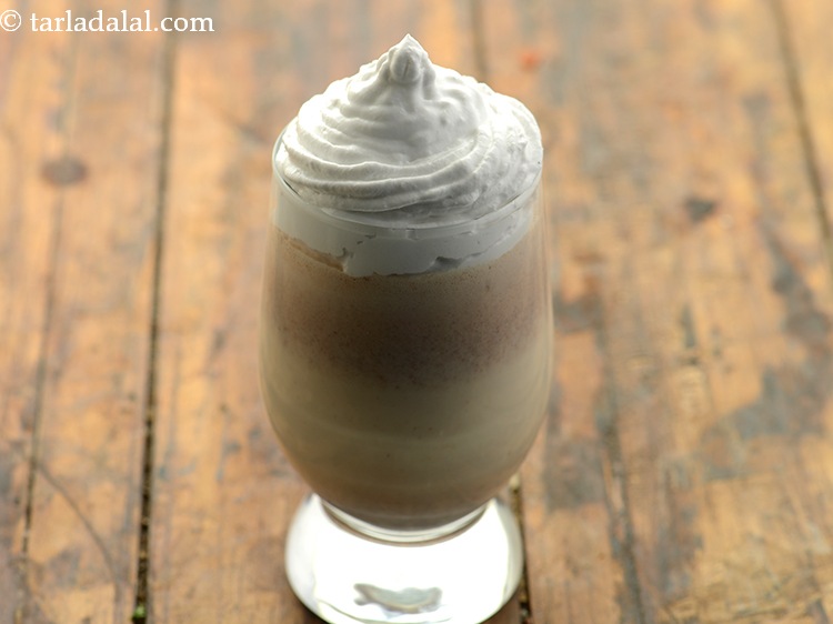 Kit Kat & Creamy Coffee Milkshake Recipe — Bite Me More