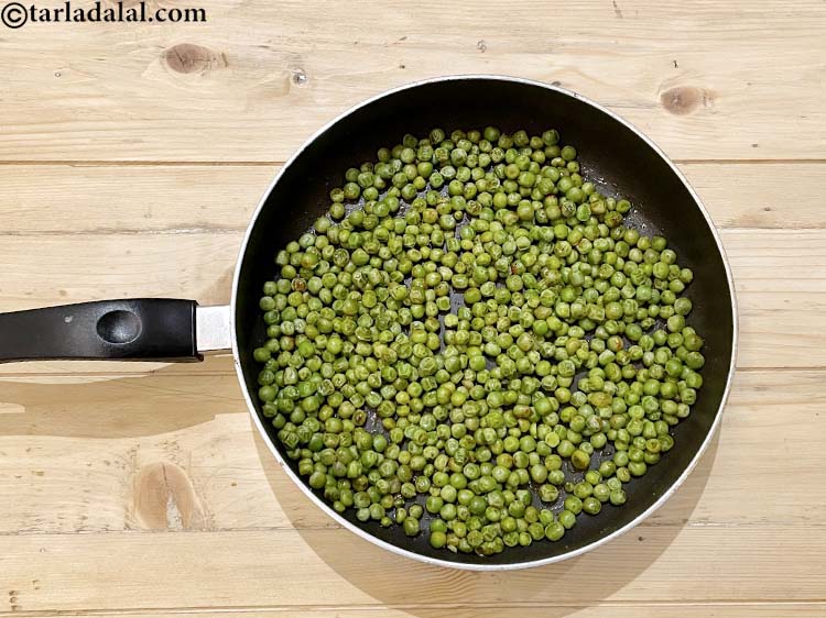 quick green pea snack recipe | green pea sabzi | best Indian green pea ...