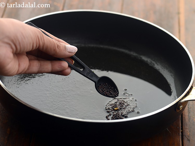 quinoa muthia recipe | quinoa vegetable muthia | Gujarati muthia with ...