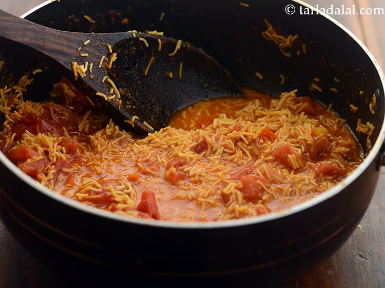 Sev Tameta Recipe | Gujarati Sev Tameta Nu Shaak | Sev Tamatar | Sev ...