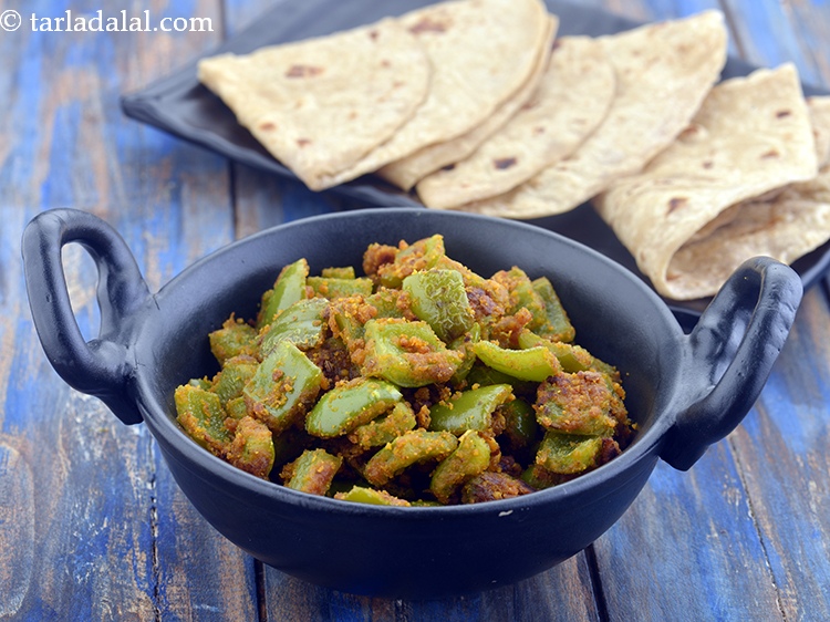 Shimla Mirch Besan ki Sukhi Sabzi recipe