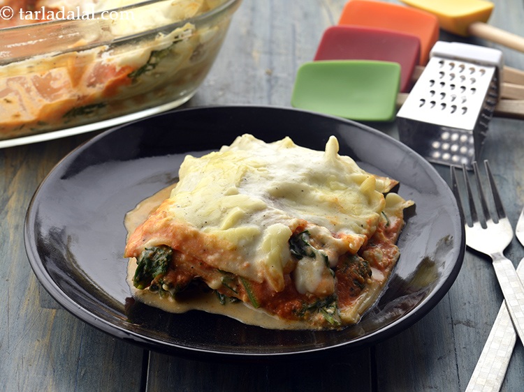 spinach lasagna recipe | vegetarian spinach lasagna | Indian style |