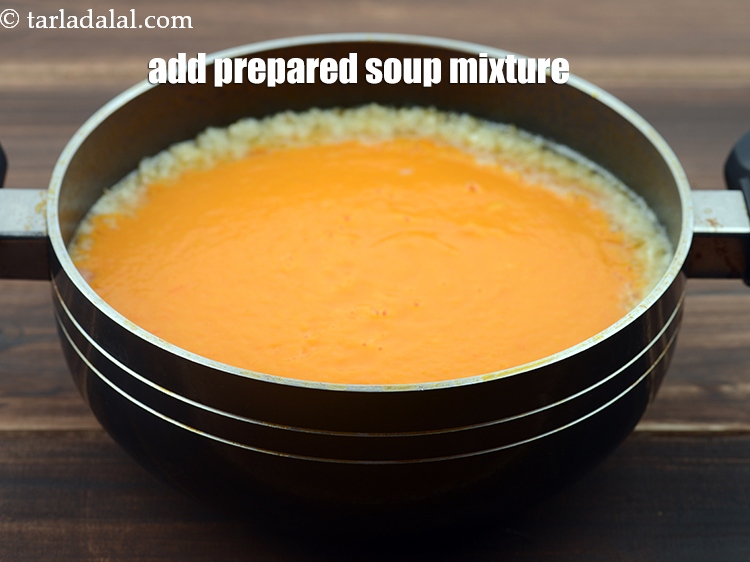 https://cdn.tarladalal.com/members/9306/procstepimgs/step-16_soup_add-prepared-soup-mixture-4-196846.jpg