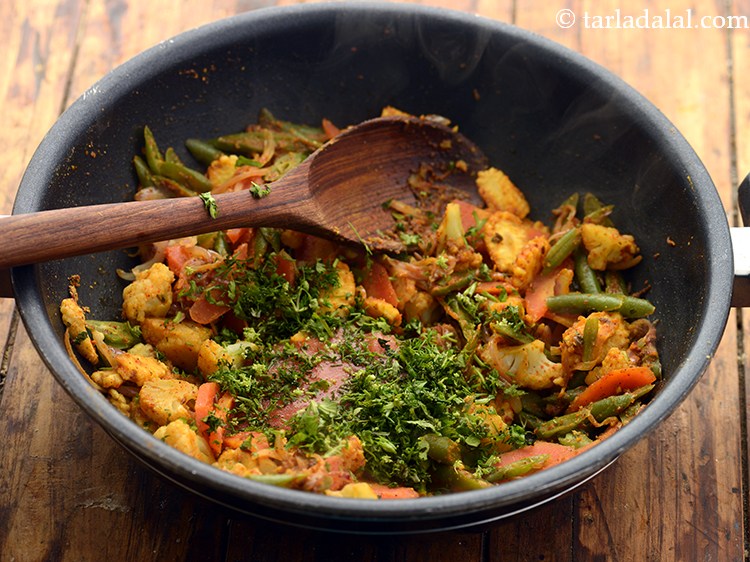 Veg Jalfrezi Recipe Kunal Kapoor - Find Vegetarian Recipes