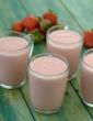 Healthy Strawberry Milkshake, Indian Strawberry Milkshake with Almond Milk in Gujarati
